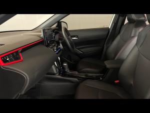 Toyota Corolla Cross 1.8 Hybrid GR-Sport - Image 7