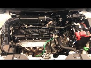 Toyota Starlet Cross 1.5 XS manual - Image 14