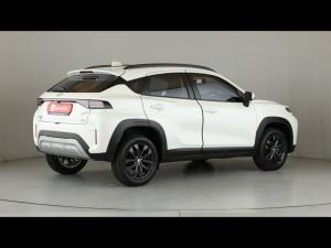 Toyota Starlet Cross 1.5 XS manual - Image 2