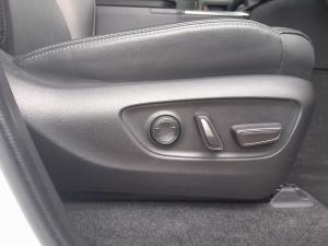 Toyota Land Cruiser Prado 2.8GD TX - Image 17