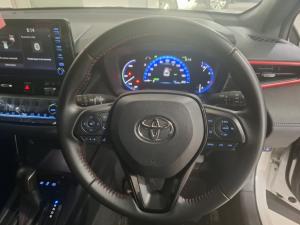 Toyota Corolla Cross 1.8 GR-S Hybrid - Image 8