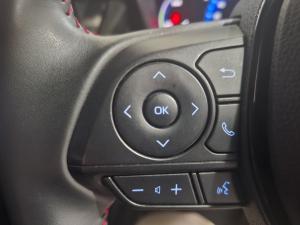 Toyota Corolla Cross 1.8 GR-S Hybrid - Image 9