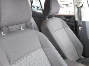 Volkswagen T-CROSS 1.0 TSI Comfortline DSG - Image 9