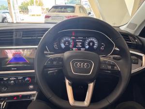 Audi Q3 35 Tfsi S Tronic Urban Edition - Image 6