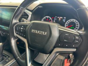 Isuzu D-MAX 1.9 Ddi HR LS automatic D/C - Image 11