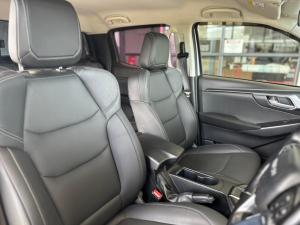 Isuzu D-MAX 1.9 Ddi HR LS automatic D/C - Image 9