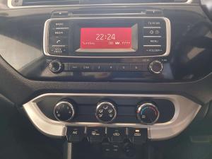 Kia RIO1.4 automatic - Image 17