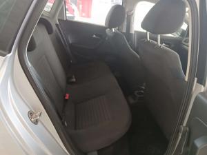 Volkswagen Polo Vivo 1.4 Trendline - Image 11