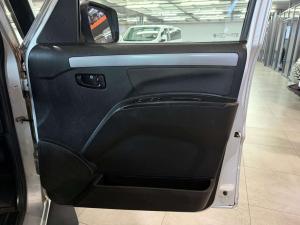 Mahindra PIK UP 2.2 Mhawk S11 4X4 automaticD/C - Image 10