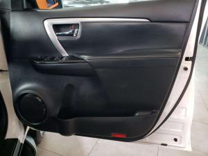 Toyota Fortuner 2.4GD-6 Raised Body automatic - Image 11