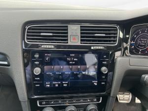 Volkswagen Golf R - Image 12