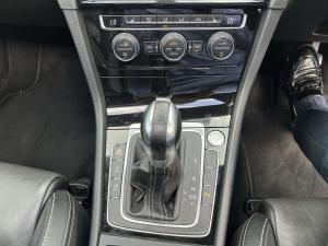 Volkswagen Golf R - Image 19