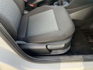 Volkswagen Polo Vivo hatch 1.4 Life - Image 17