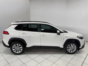 Toyota Corolla Cross 1.8 Hybrid XS - Image 3