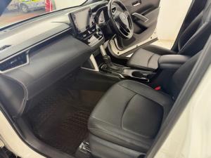 Toyota Corolla Cross 1.8 Hybrid XS - Image 7