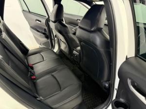 Toyota Corolla Cross 1.8 Hybrid XS - Image 9