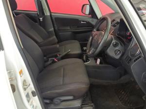 Suzuki SX4 2.0 - Image 11
