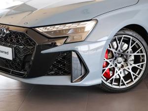 Audi RS3 sedan quattro - Image 2