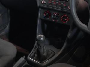 Volkswagen Polo Vivo hatch 1.4 Trendline - Image 11