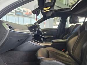 BMW 3 Series 320i Mzansi Edition - Image 14
