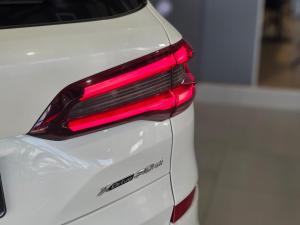 BMW X5 xDrive30d M Sport - Image 17