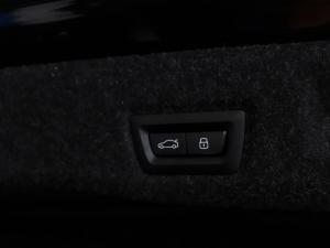 BMW 520d M Sport PRO - Image 25