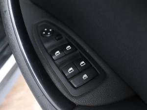 BMW X1 sDrive18i auto - Image 9