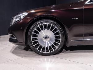 Mercedes-Benz S-Class S600 - Image 10