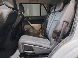 Ford Everest 2.2TDCi XLT - Image 21