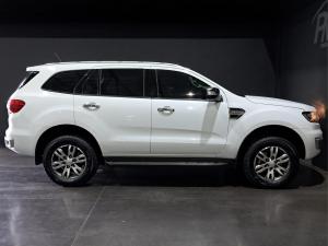 Ford Everest 2.2TDCi XLT - Image 4
