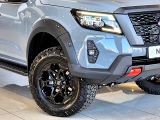 Nissan Navara 2.5DDTi double cab Pro-4X 4x4 Warrior