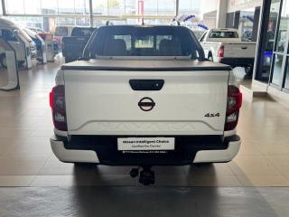 Nissan Navara 2.5DDTi double cab Pro-4X 4x4