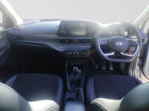 Hyundai i20 1.2 Premium - Image 13