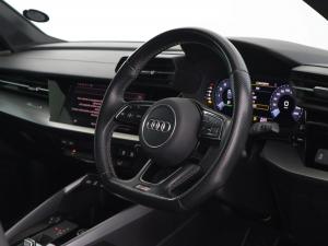 Audi A3 sedan 40TFSI S line - Image 24
