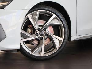 Audi A3 sedan 40TFSI S line - Image 3