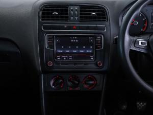 Volkswagen Polo Vivo hatch 1.4 Comfortline - Image 17