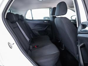 Volkswagen T-Cross 1.0TSI manual - Image 15