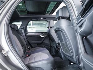 Volkswagen Touareg V6 TDI R-Line - Image 16