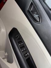 Renault Triber 1.0 Zen auto - Image 21