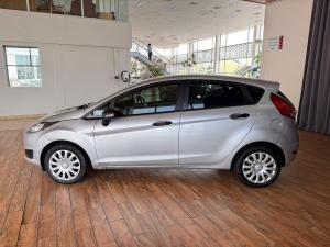 Ford Fiesta 5-door 1.0T Ambiente auto - Image 10