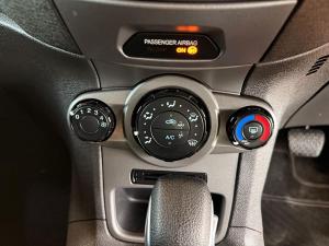 Ford Fiesta 5-door 1.0T Ambiente auto - Image 21