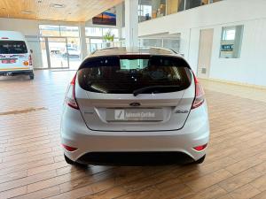 Ford Fiesta 5-door 1.0T Ambiente auto - Image 5