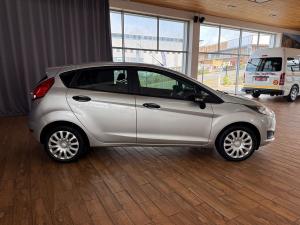 Ford Fiesta 5-door 1.0T Ambiente auto - Image 9