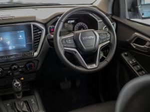 Isuzu D-Max 1.9TD double cab LS auto - Image 14