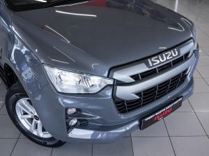 Isuzu D-Max 1.9TD double cab LS auto - Image 4