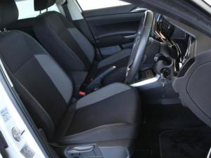 Volkswagen Polo hatch 1.0TSI Life manual - Image 19