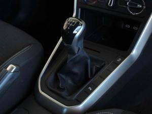 Volkswagen Polo hatch 1.0TSI Life manual - Image 9