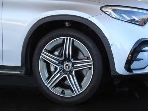 Mercedes-Benz GLC GLC220d 4Matic Avantgarde - Image 5