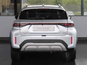 Toyota Starlet Cross 1.5 XR auto - Image 2