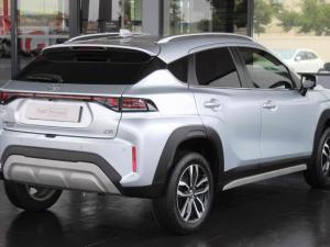 Toyota Starlet Cross 1.5 XR auto - Image 3